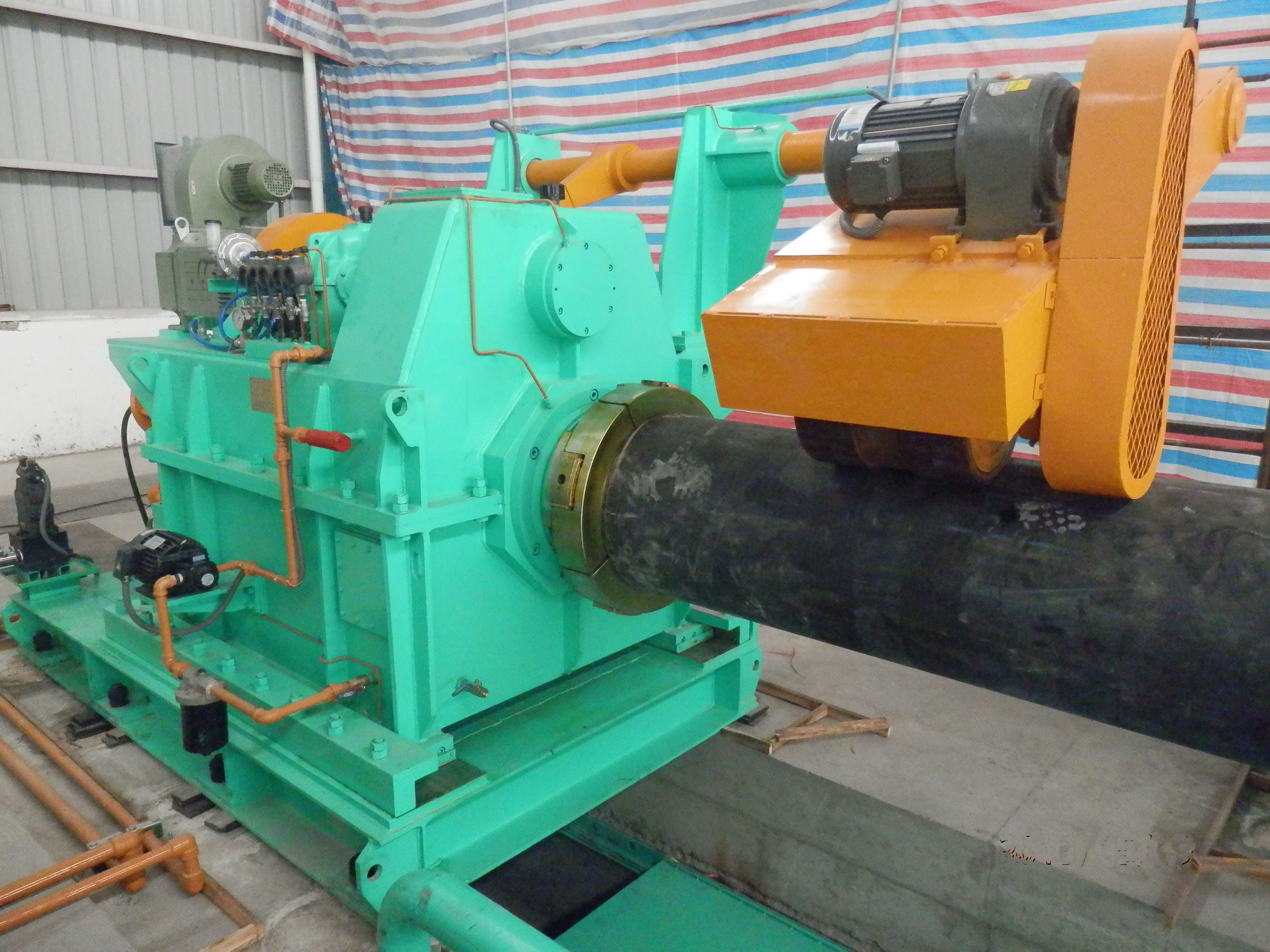 240KW High Productivity Metal Coil Uncoiling Leveling Flying Shear Combination Line