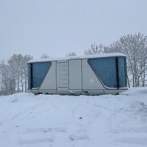 Quality 10 Tons Space Capsule Rooms Futuristic Sleep Pods For Urban Travelers Tiny House Capsule wholesale