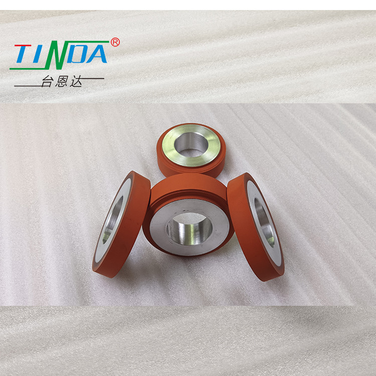 Smooth Surface High temperature 350 degrees Elastomeric silicone Roller Wheel for PFAFF Hot-air seam sealing Machin