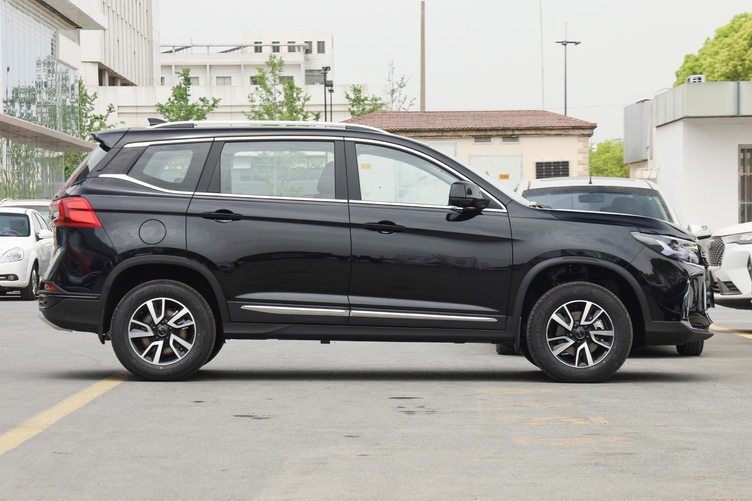 2022 Dongfeng Forthing T5 Evo SUV Heat Wave 1.5Td Dct Xingyao Edition 197 Hp Gas And Petrol Cars