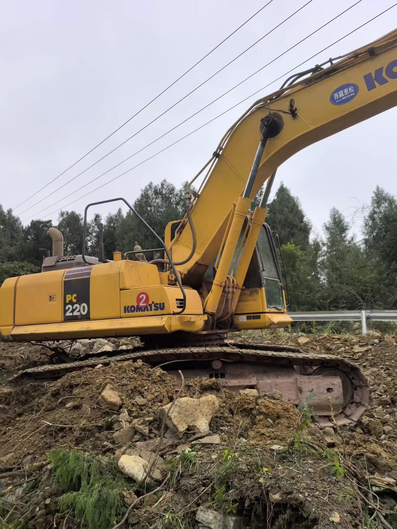 Original Japan Brand Komatsu Used Backhoe Excavator Pc200-8 With Huge Capacity For Mining