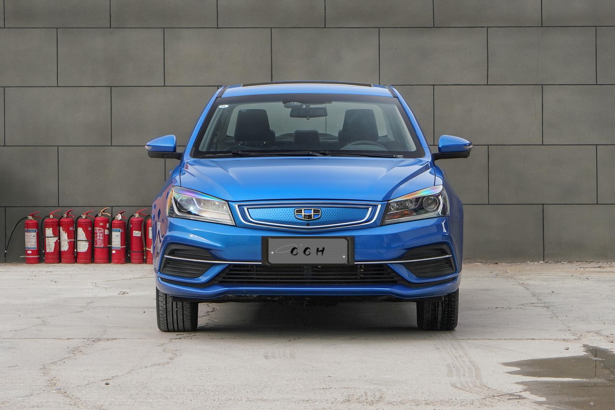 130km/h Max Speed 2023 Emgrand Geely EV Pro 4 Seats Electric Car with 430KM Long Range