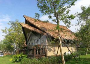 Quality Recyclable Material Prefab Modular Cabins , Anti Moisture Prefabricated Log Houses wholesale
