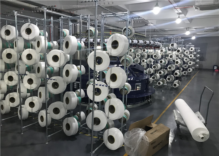 Soft FDY Recycled Nylon Fabric Solid Colors With 40 Denier Spandex