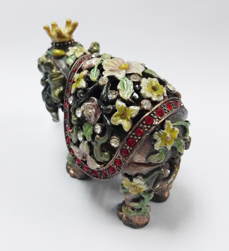HOT Selling Elephant Custom Metal Jewelry Box Cute Elephant shaped metal jewelry boxes