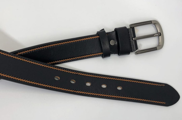 Carved Pattern Buckle Mens Fashion Belts , Genuine Leather Belt For Mens
