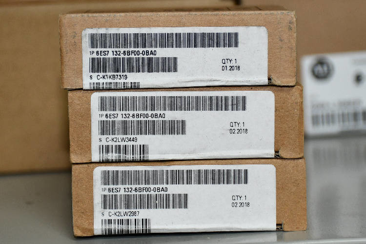 Siemens PLC I/O Module for use with SIMATIC ET 200S Series, 81 x 15 x 52 mm, Digital, 6ES7, 24 V dc, SIMATIC