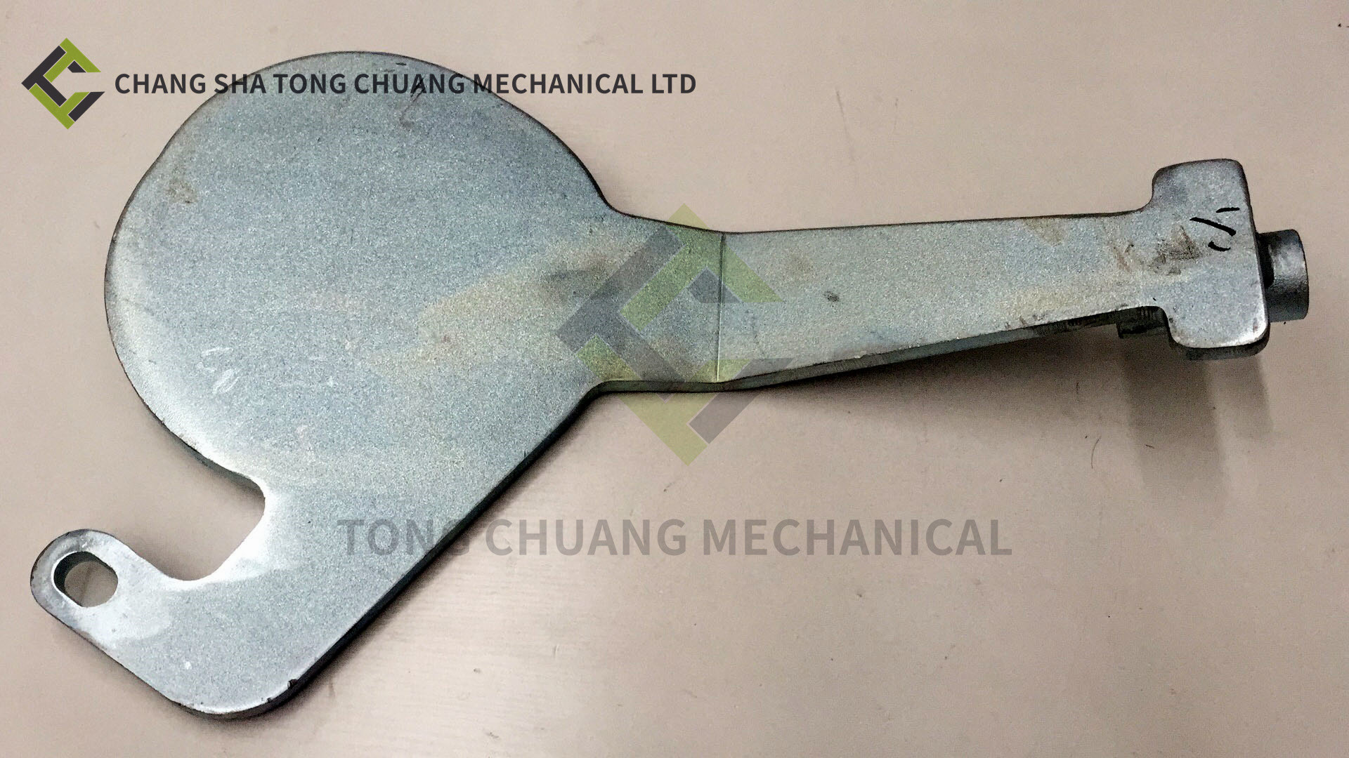 Zoomlion Concrete Pump Truck Spare Parts, Hopper Dump Door (revolution Door) 001690104A0400000