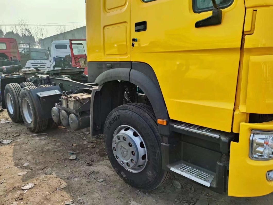 Yellow Sinotruk HOWO 6*4 Tractor Truck 30ton 40ton