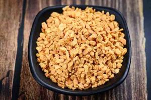 Quality Yellowish Pungency Odor Deep Fried Garlic Granules wholesale