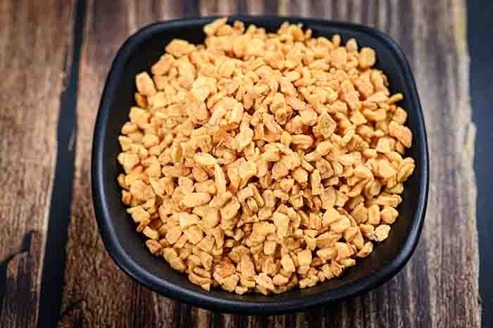 Restaurant Dry Toasted Crunchy Garlic Topping