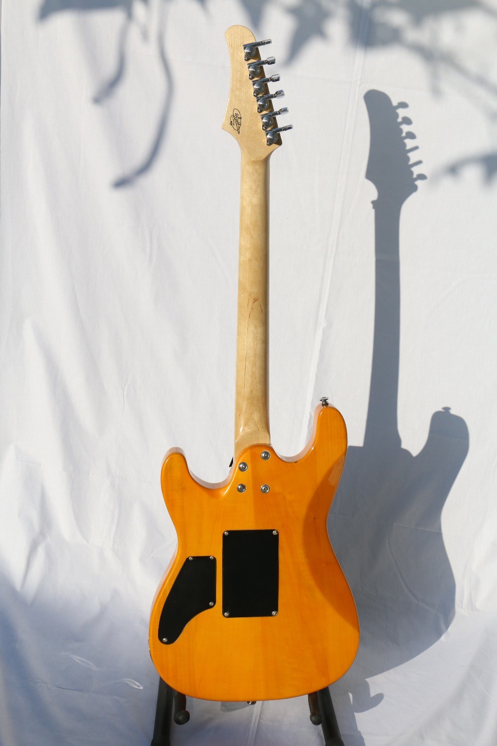 AAAAA Quilted Maple Top Floydrose tremolo Suhr Electric guitar Guitarra bolt on neck oem guitar