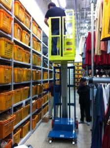 Quality Hydraulic Aluminum Alloy Aerial Order Picker Lift Semi - Electric 3.8m wholesale