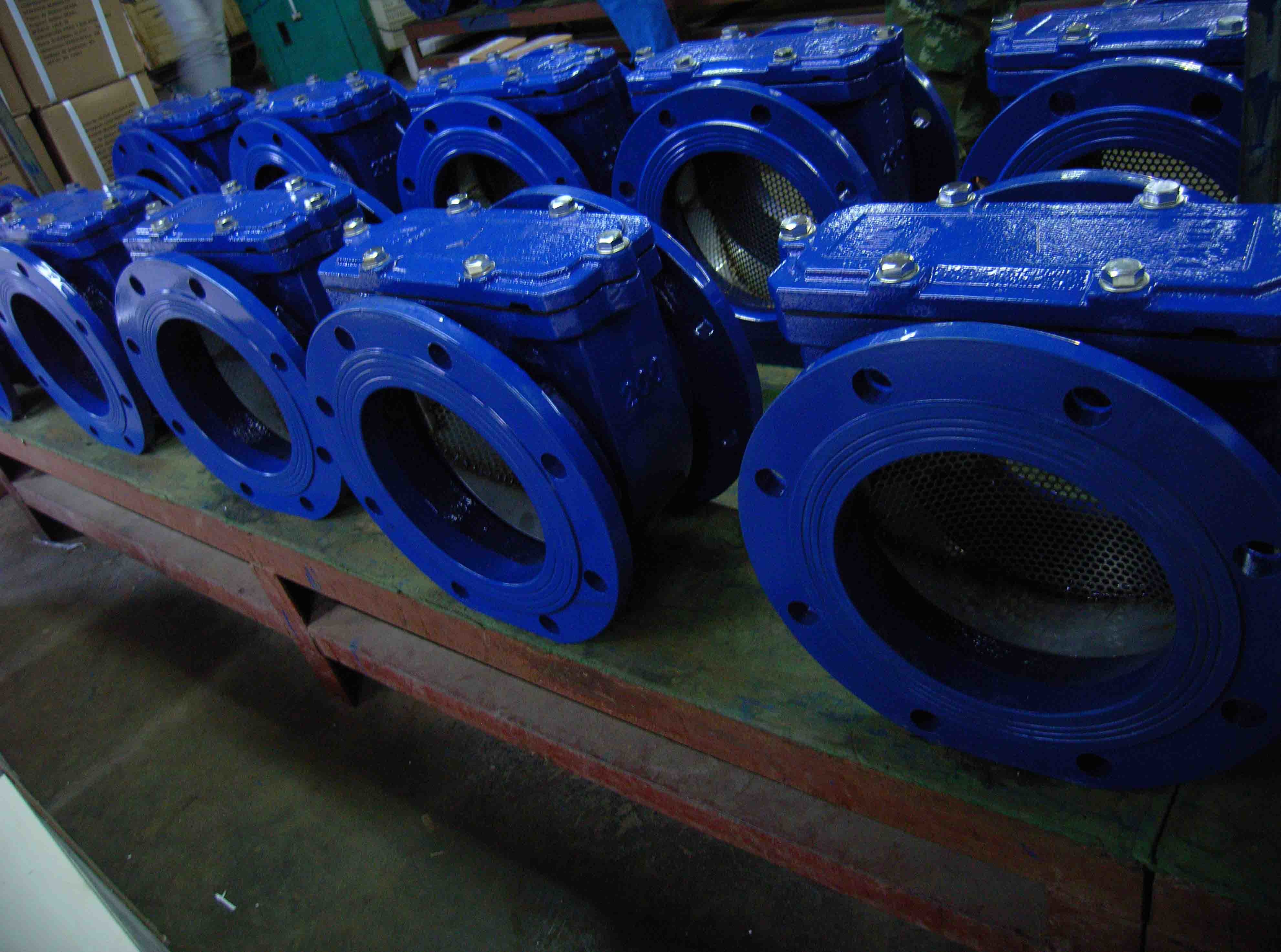 DN100 PN16 Flange Port Woltman Water Meter Ductile Iron Housing With Positive Displacement