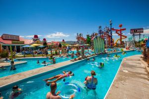Quality Commercial Steel Lazy River Equipment Water Park Artificial River Customized wholesale