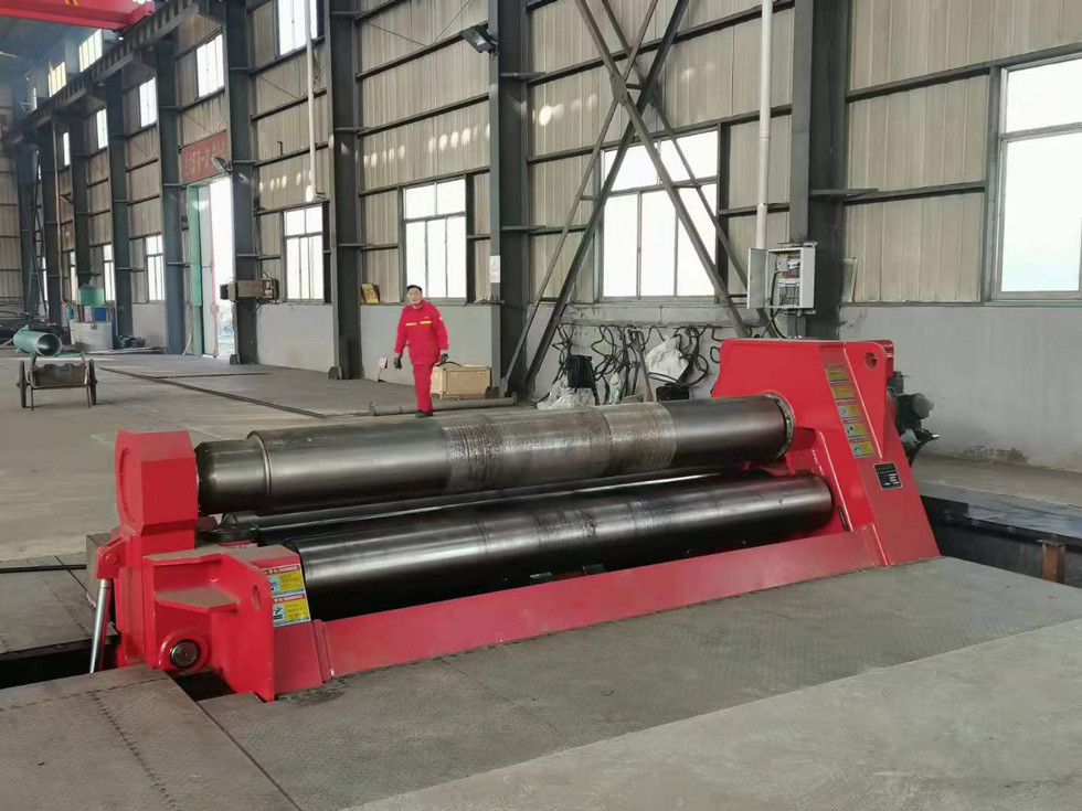CNC Hydraulic 4 Roller Bending Machine With Separate Controller