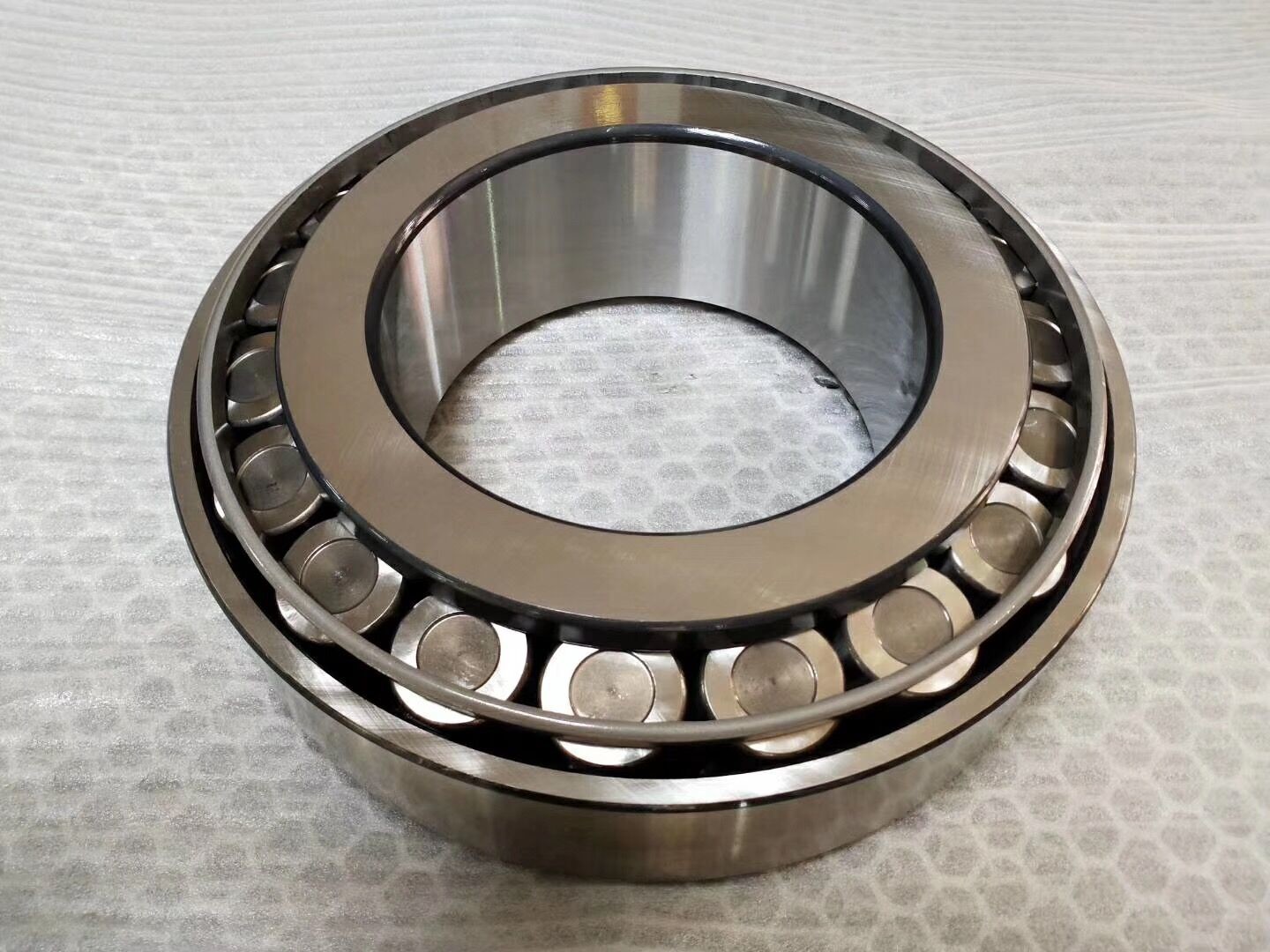 Durable LM12748 Bearing / Steel Roller Bearings Wollen Goods Retaining Appliance