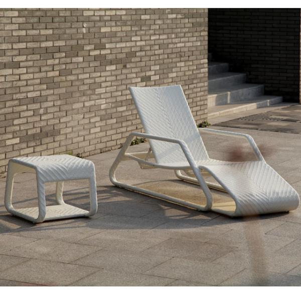 Design Outdoor Sunbed Garden Chaise Lounge Perfect for Swimming Pool Furniture