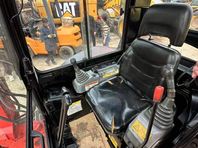 Kubota U35 Excavator Cab