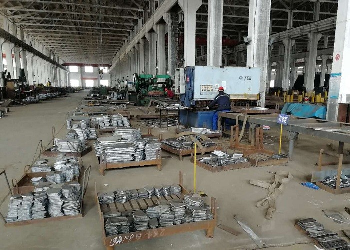 Hot-Dip Galvanizing Mobile Angle-steel Telecom Tower For Communication With Q235B / Q345B Steel