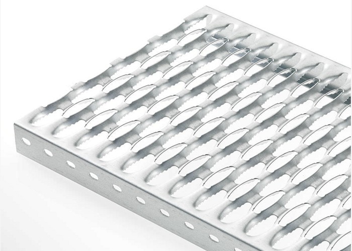 Perforated Serrated Grating , Grip Strut Safety Grating For Stair Treads