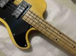Custom 4 Strings RD Bass Guitar