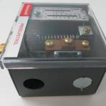 Honeywell L404F1102/U Auto Recycle Pressuretrol, -35 Degree - 150 Degree F