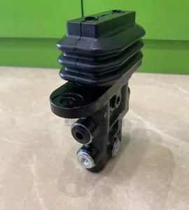 Quality YY30V00061F Hydraulic Pilot Valve , SK75-8 Excavator Pilot Valve wholesale