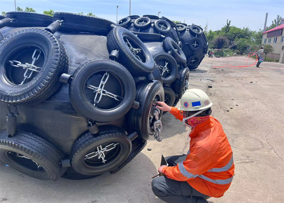 Customized Size STS Marine Vessel Inflatable Rubber Fender