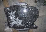 Heart Shape Granite Headstones For Graves , Engraved Memorial Stones Flower