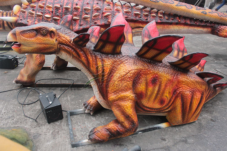Steel Frame Robot Virous Dinosaur Playgrounds Interesting Interactive