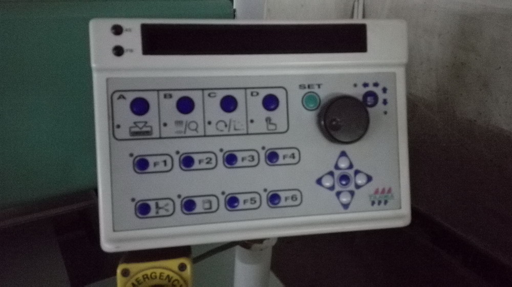 Tajima Embroidery Machine Used TMLH-G1208 , Second Hand Industrial Embroidery Machine