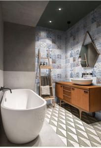 Quality Ceramic Floral Pattern Decorative Exterior 300*300mm Bathroom Wall Tile wholesale