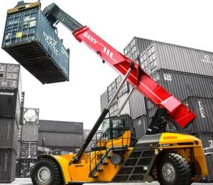 Quality Wharfs / Storage Yards Reach Lift Forklift , Reach Fork Truck Anti Collision wholesale