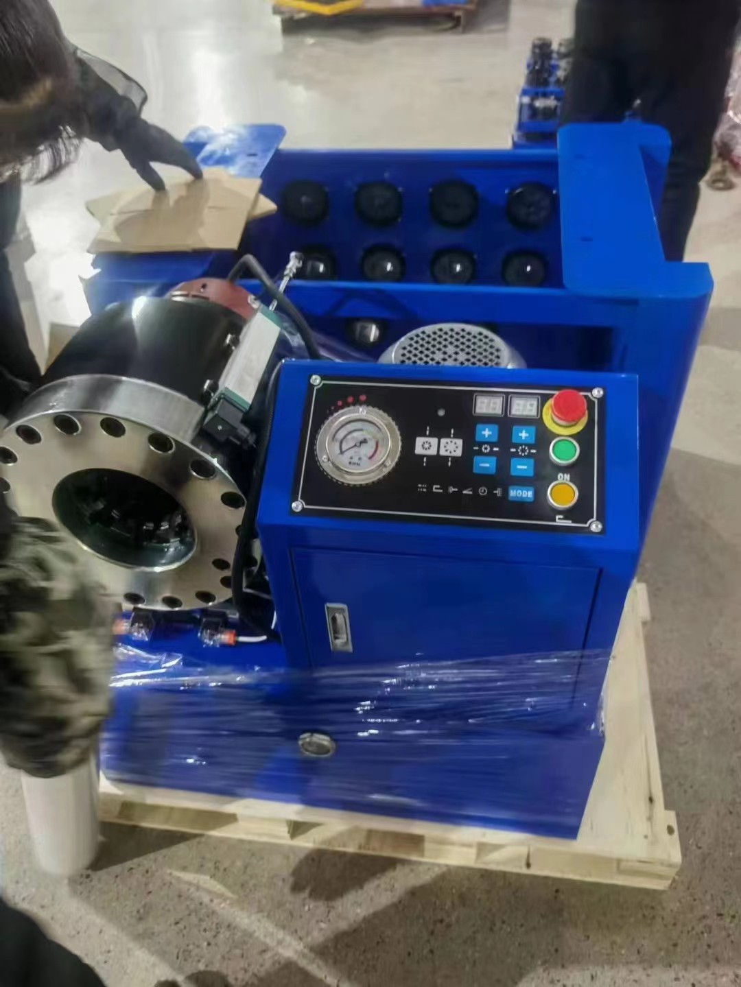 Portable Hydraulic Hose Crimper Voltage Selection 220v / 240v / 380v / 415v