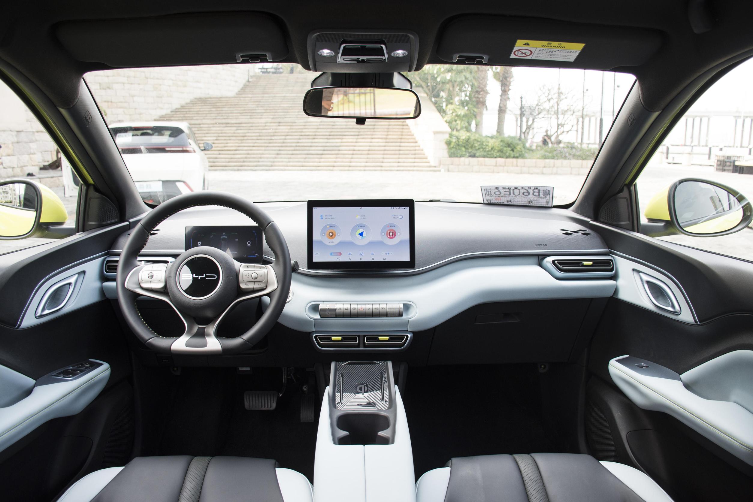 305 KM Long Range 2024 BYD Seagull Electric Car 5-Door Hatchback EV for Sale in Chinese Market