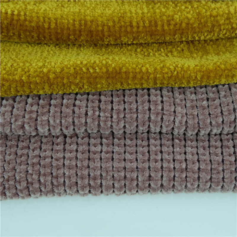1/3.5NM 100% Chunky Velvet Dyed Polyester Yarn Crochet For Hand Knitting