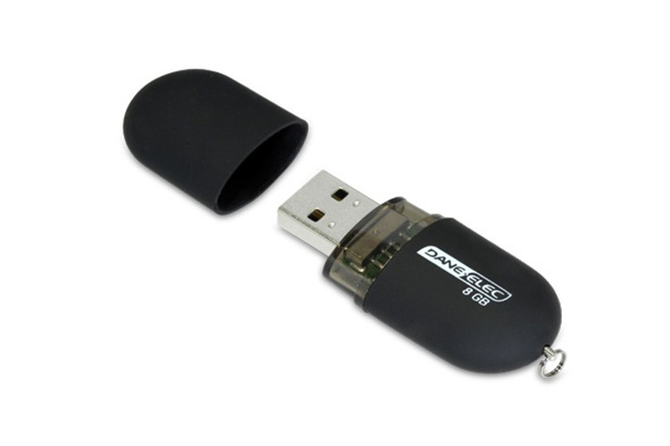 Plastic 32GB 3.0 keychain USB black color with customized logo and package from show life brand