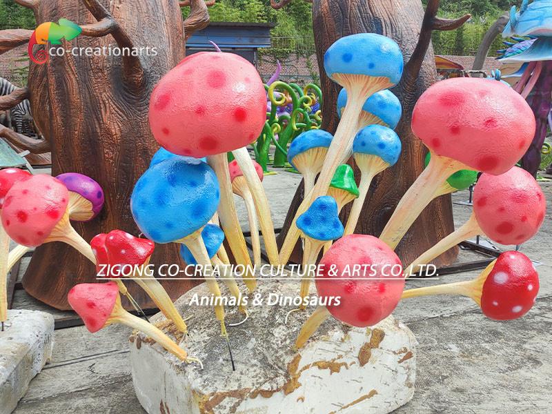 Colorful Lifelike Mushroom Accept Led Light For Indoor Outdoor
