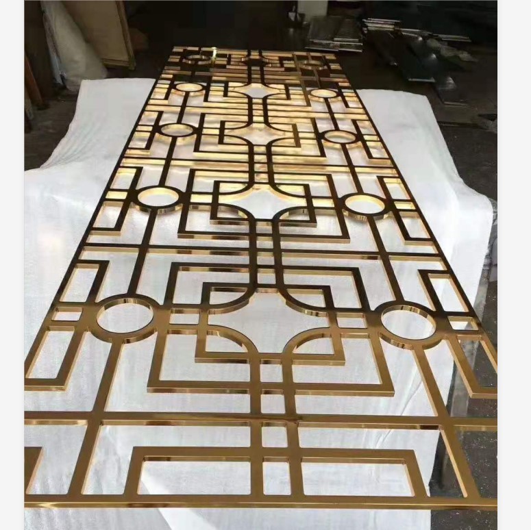 Custom design decorative metal hanging screen room divider