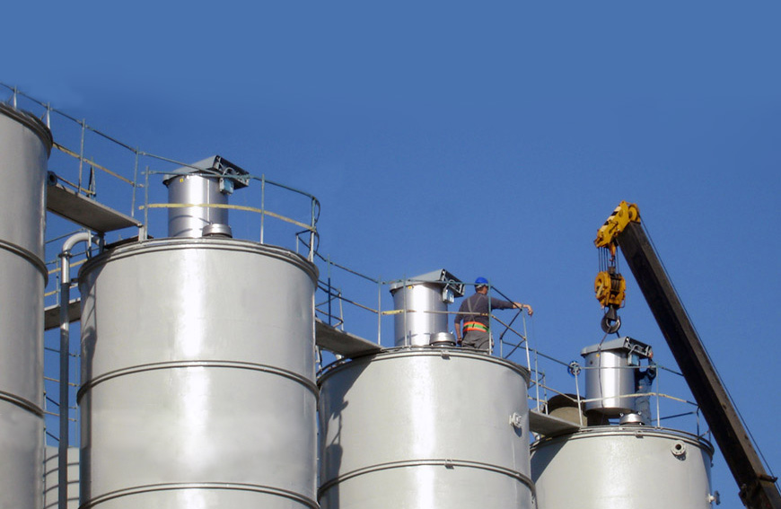 Cement Silo Top Vibrating Cartridge Dust Collector For Concrete Batching Plants