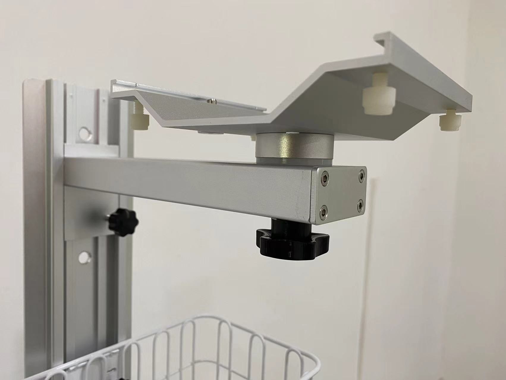 Wall Mounting Modular Patient Medical Monitor Bracket L 180 Degrees Rotation