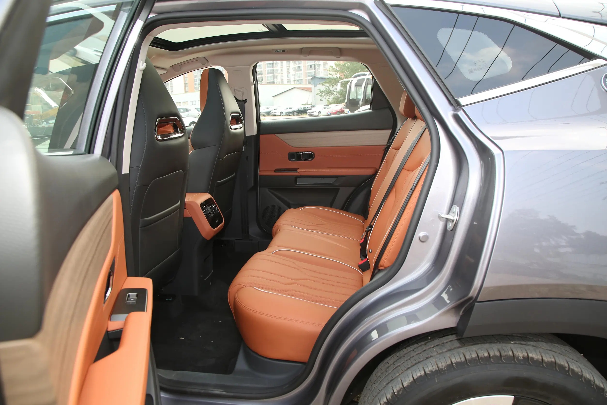 Radar Front Rear 2025 Jetour Dasheng Gasoline Vehicle Prtrol Car 5 door 5 Seater SUV Jetour Dashing Car Auto