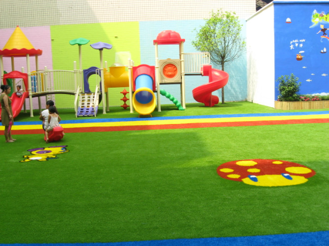 Blue Artificial Grass Carpet For Kindergarten 9000D