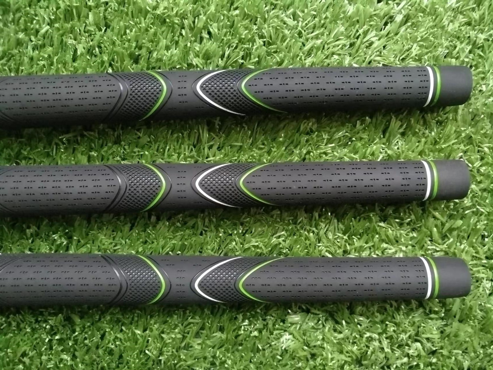golf grip , golf grips , golf rubber grip , round grip , club iron grip , golf round grip