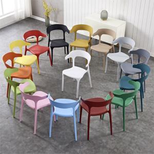 Quality Modern Restaurant Furniture Plastic Chairs Cheap Restaurant Leisure Coffee Shop Can Stack Plastic Chairs wholesale