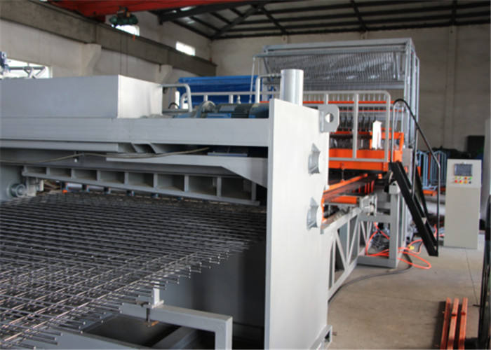 Min 100mm Hole Size Automatic Wire Mesh Welding Machine 2.5m Width Easy Operation