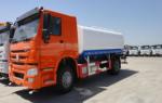 Sinotruk CLW Sprayer Water Truck / Liquid Tanker Truck 20m3 EURO II HW76 With