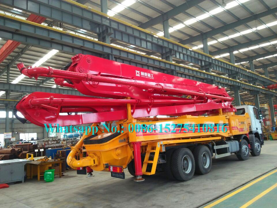White Concrete Construction Equipment Zoomlion Concrete Pump RZ Folding System: