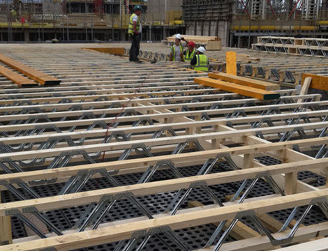 Silver Galvanized Steel DX51D-Z275 Engineered Web Joists for Metal Building Materials